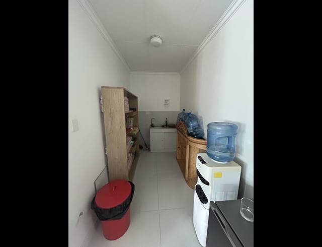 130M² OFFICE TO LET IN BALLITO DISTRICT